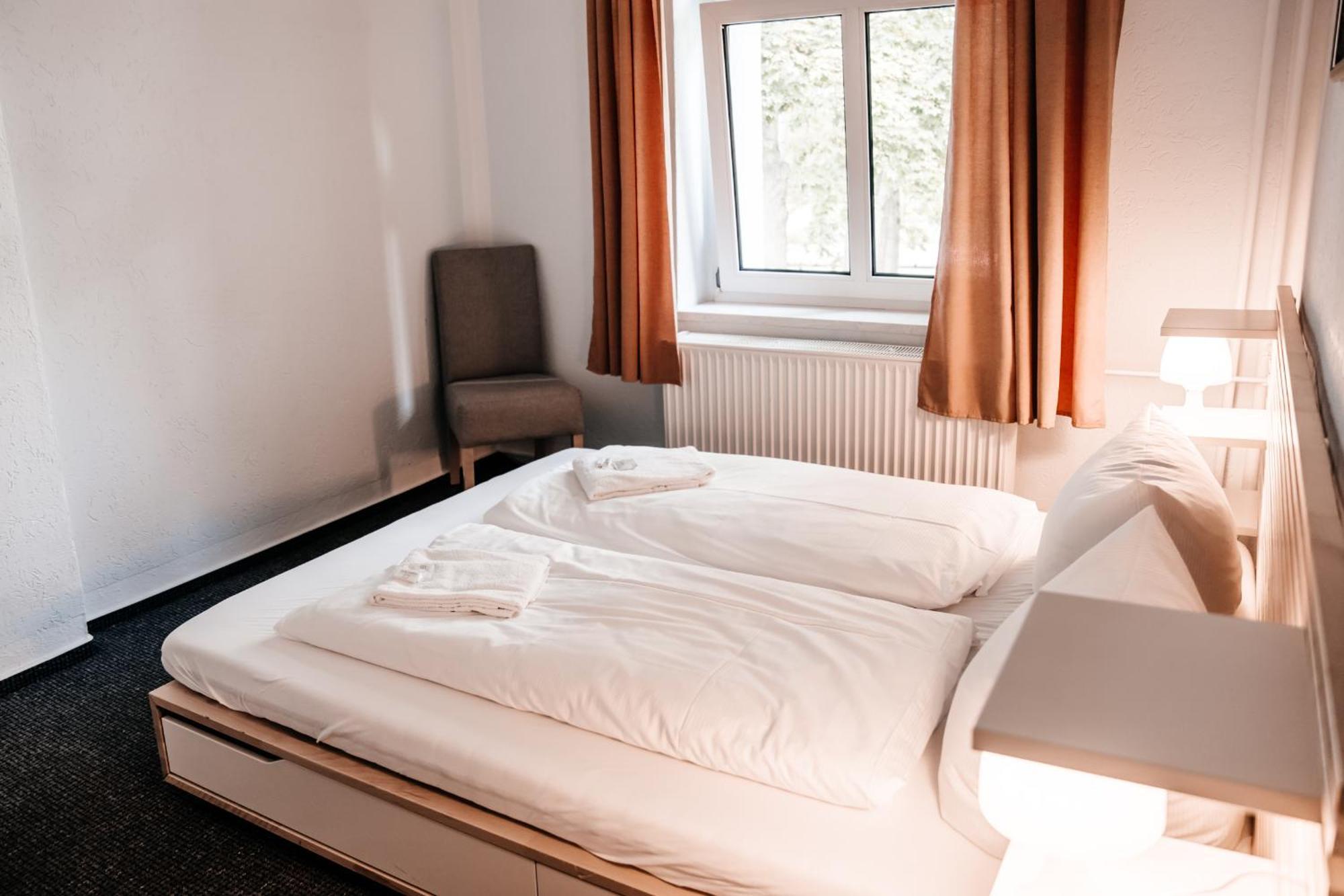 Hotel Am Fluss Heidesee Esterno foto