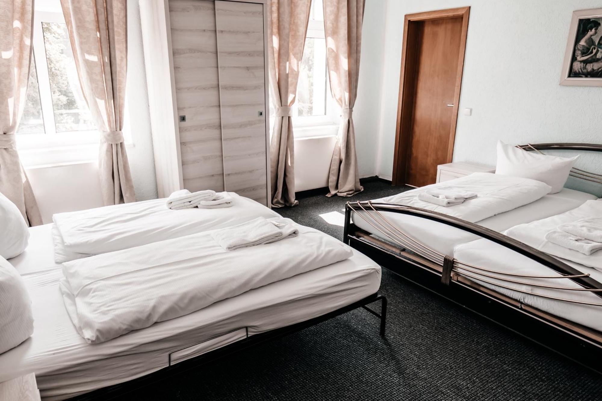 Hotel Am Fluss Heidesee Esterno foto