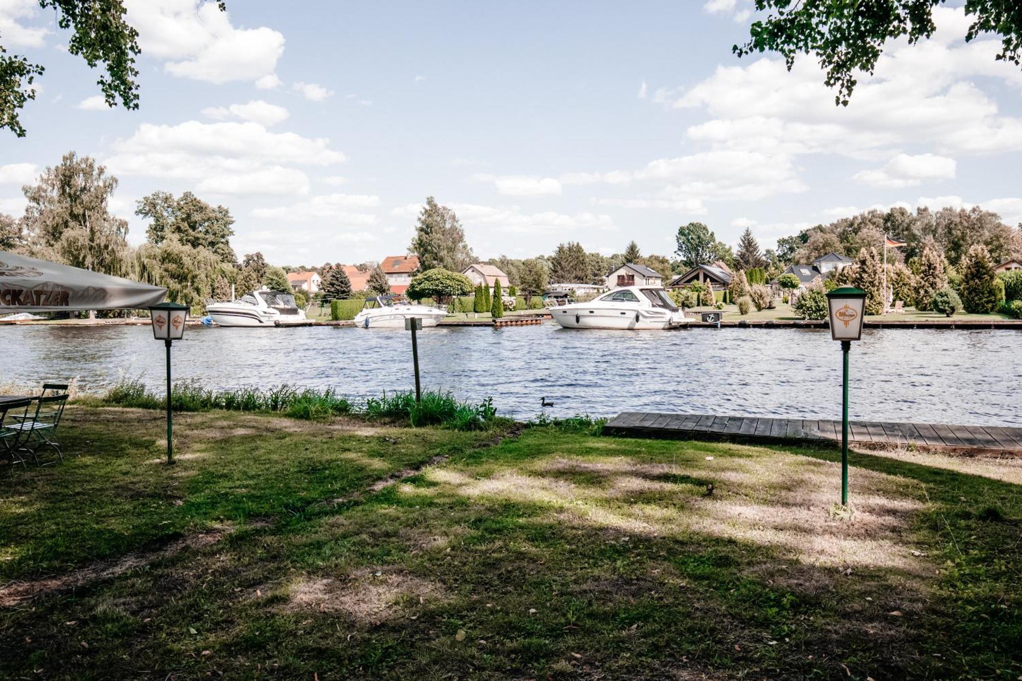 Hotel Am Fluss Heidesee Esterno foto